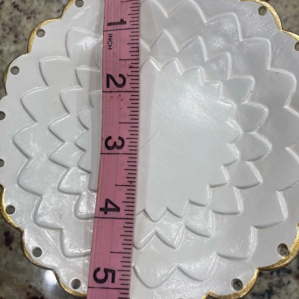 White with gold trim jewelry tray on stand earring holes Preowned GUC